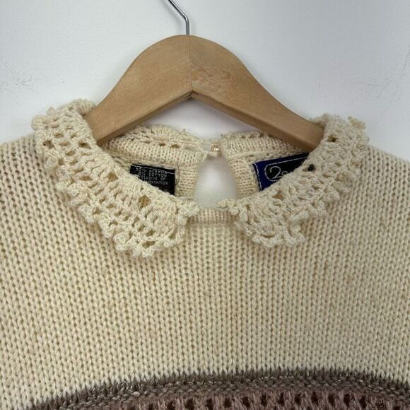 2OANS Knits by Mariea Kim Women’s Neutral Crochet Peter Pan Collar Sweater - Picture 7 of 12